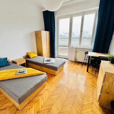 Symphonia Self Check In 24h Hostal Katowice