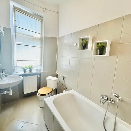 ホステル Symphonia Self Check In 24h