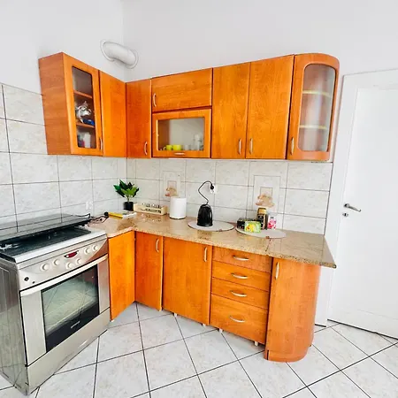 Symphonia Self Check In 24h カトヴィツェ