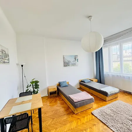 Symphonia Self Check In 24h * カトヴィツェ