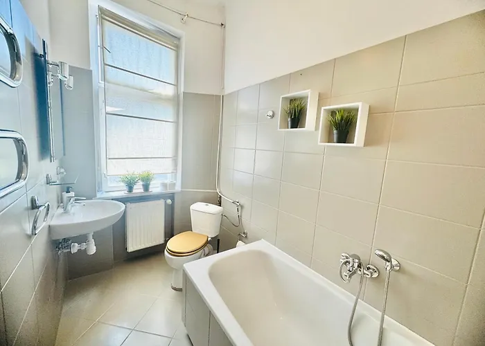 Vandrerhjem Symphonia Self Check In 24h