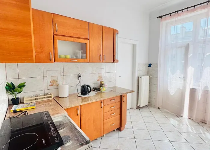 Symphonia Self Check In 24h Hostel Katovice