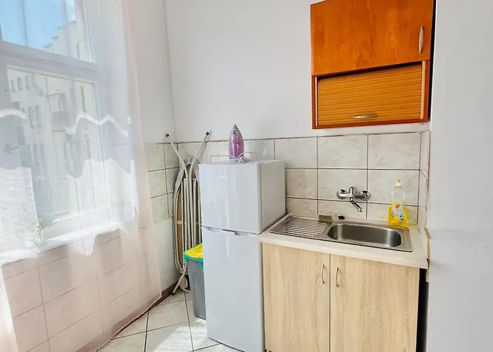 Hostel Symphonia Self Check In 24h Katovice