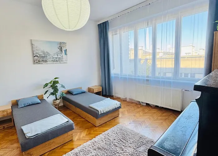 Symphonia Self Check In 24h